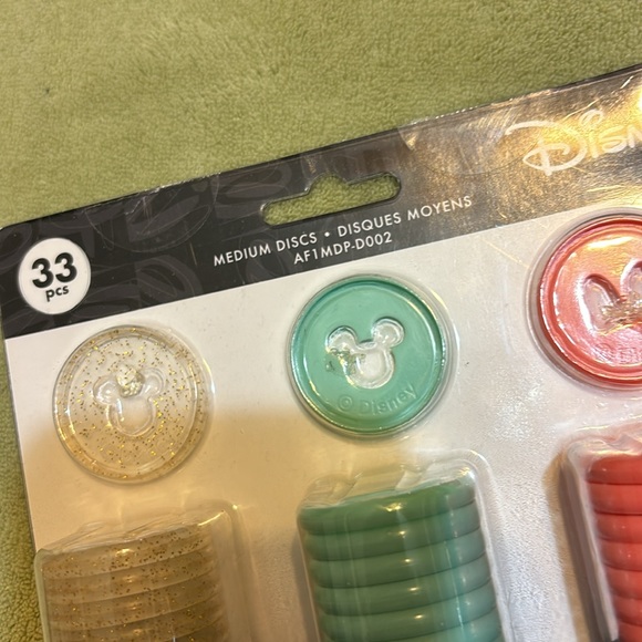 The Happy Planner medium mickey discs 33 pieces, multiple colors - Picture 2 of 3